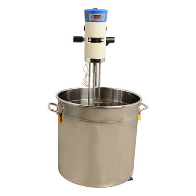 0-63 Rpm Op maat gemaakte automatische productielijn Vacuüm homogeniserende emulgator 5,5 kW
