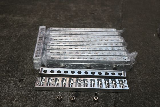 12 Holes Lipstick Mold Vermicelli Lipbalsem Mold Tray Zilver