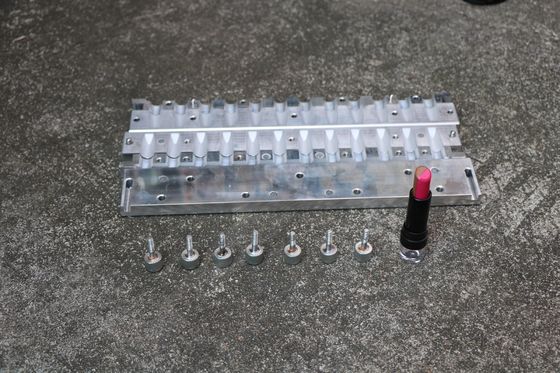 12 Holes Mould On Lip Balm Dubbelkleurige Slant Met Custom Logo