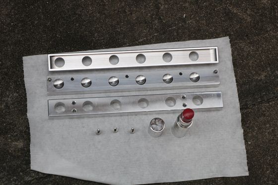 6 Holes Vermicelli Professional Lipstick Mold CE ISO gecertificeerd