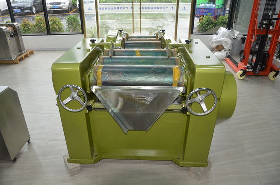 Lippenstift slijpmachine Laboratorium S200 Drie-roller slijpmachine