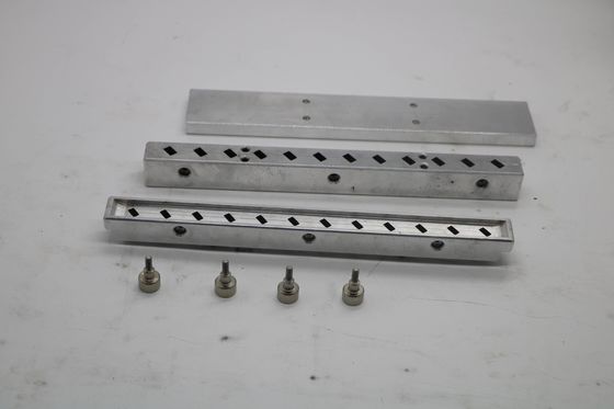 12 Holes Lipstick Maker Mold Dubbelkleurige Lancel CE ISO gecertificeerd