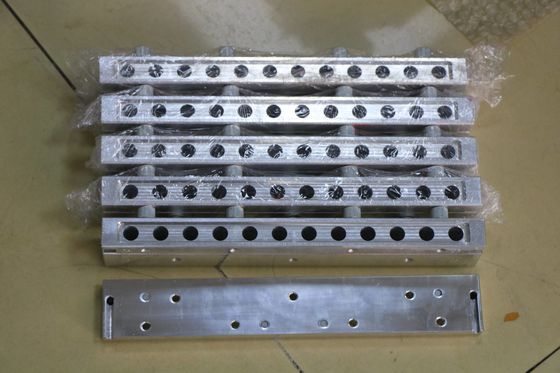 Dubbelkleurige lippenstiftproductielijn Schimmel met 12 gaten