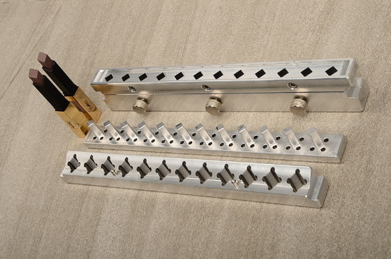 12 Holes Custom Lipstick Mould Kleine gouden staaf Vierkant Aluminium