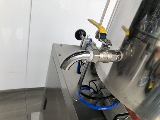 Automatische SUS304 Lipgloss vulmachine met één hoofd verticaal