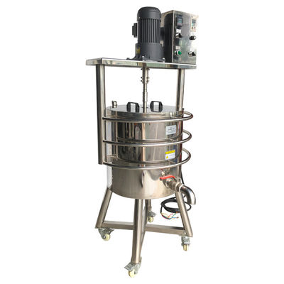 SUS304 Lippenstiftproductielijn 100L Mengende Roeren Smelten Compartimentaliseerde Verwarming Machine