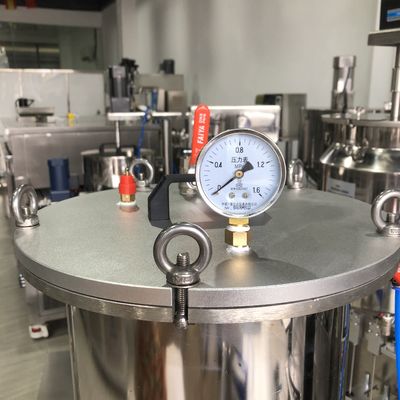 Verticale onder druk geplaatste hydrogelmascara- en lippenglossvulmachine voor kwantitatieve vulmachine