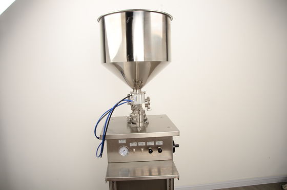 Air Cushion BB Frost Filling Machine 30-50 flessen/min Make-up Base Filling Machine Roestvrij staal materiaal