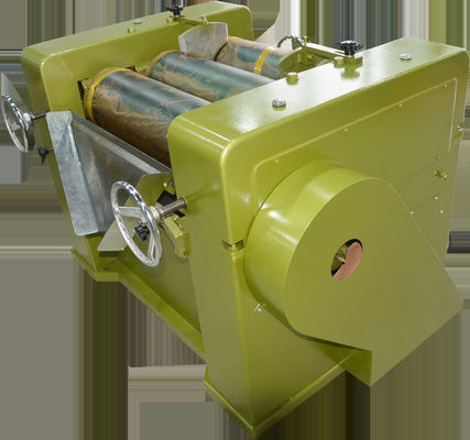 S405 Lippenstiftmateriaal Drie-roller Miller Automatisch Lipglossmateriaal Drie-roller grinder