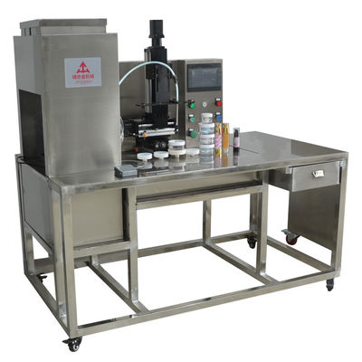 Vier kleuren korrelballen Isolatie Creme Filling Machine Patroon Isolatie Creme Filling Machine